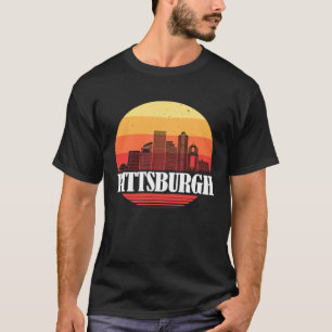 Pittsburgh Skyline Sunset in Retro Vintage Style T-Shirt