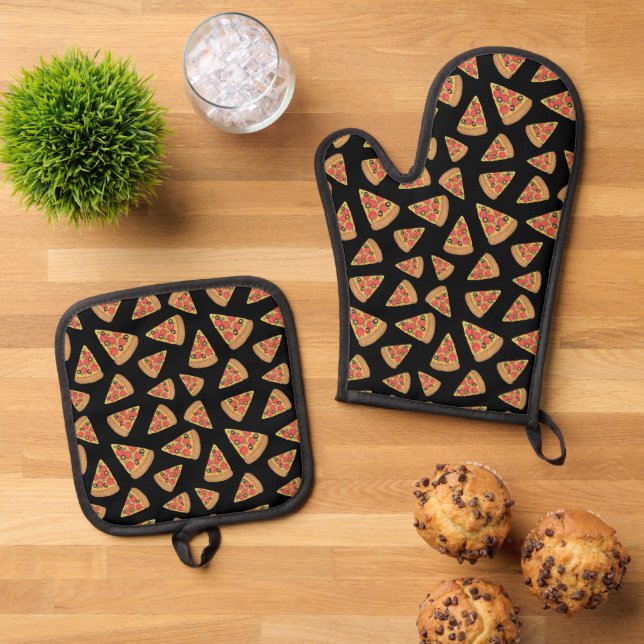 Pizza Party Pattern Black Oven Mitt & Pot Holder Set (Top Down)