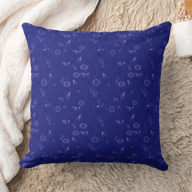 Plain floral pattern retro blue cushion (Blanket)