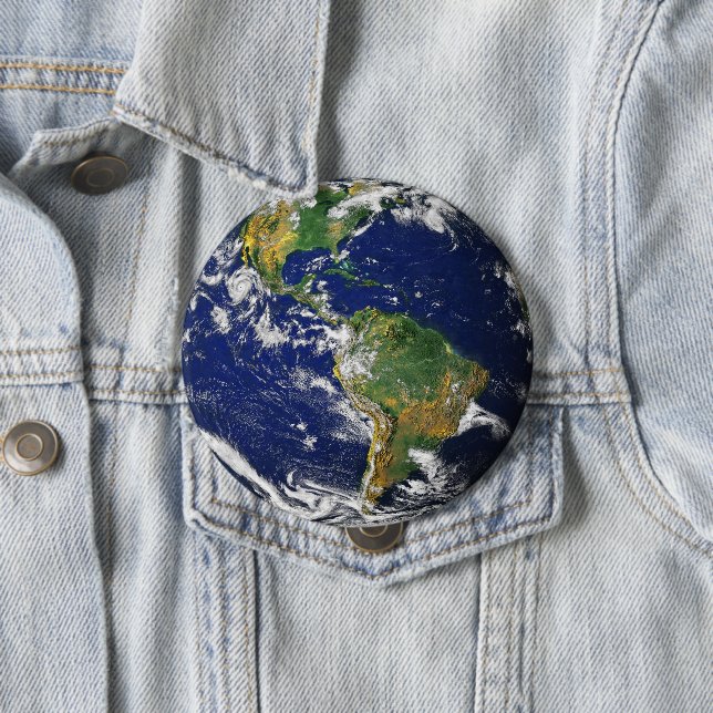 Planet Earth | 10 Cm Round Badge (In Situ)