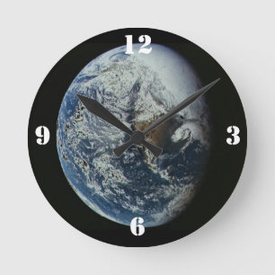 Planet Earth Round Clock