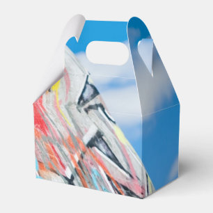 planet graffiti favour box