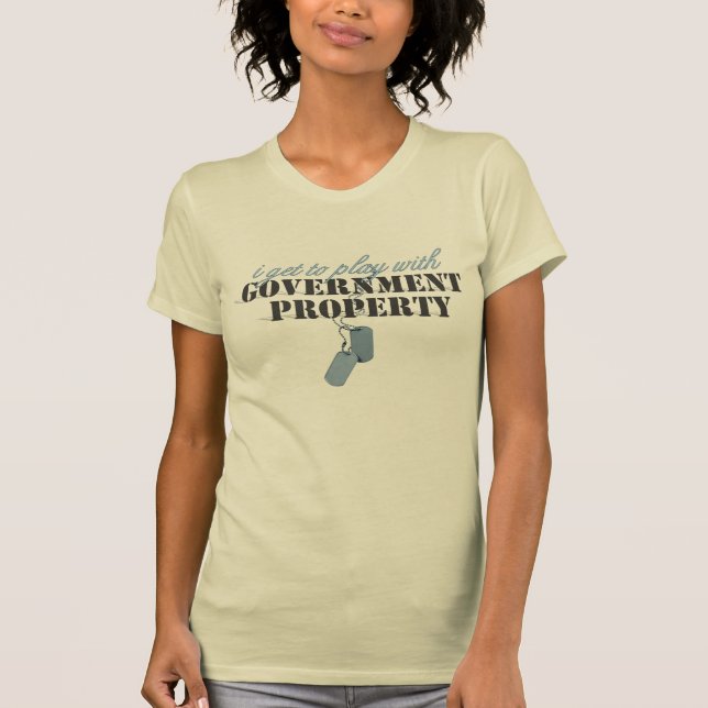play gov property T-Shirt (Front)