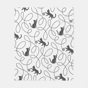 Playful Black Cat and Yarn Ball Pattern Fleece Blanket
