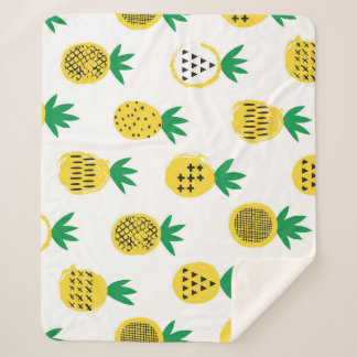 Playful Pineapples: Kid-Friendly Vintage Sherpa Blanket