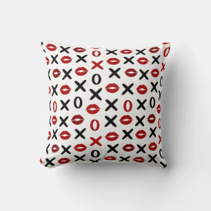 Playful XO & Red Lips – Modern Love Pattern Cushion