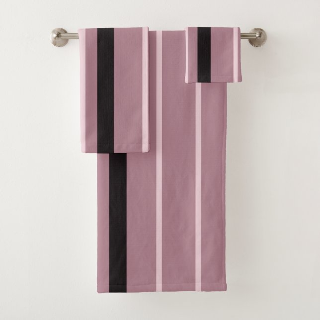 Plum Bath Towel Set (Insitu)