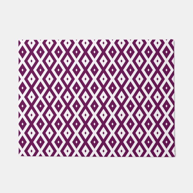 Plum purple and white diamond pattern doormat (Front)