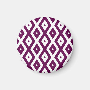 Plum purple and white diamond pattern magnet