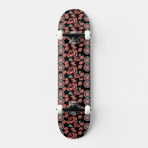 Pnk Carousel Skateboard