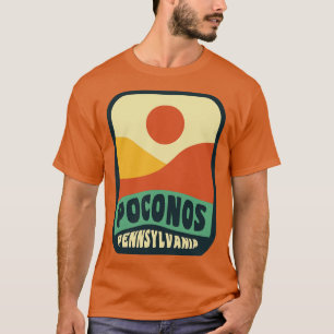 Pocono Mountains Pennsylvania Retro Sunset Badge T-Shirt