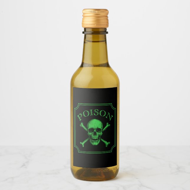 Poison Skull and Crossbones Halloween Design Print Wine Label (Front)