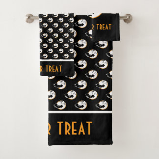 Polka Bat and Moon Bath Towel Set