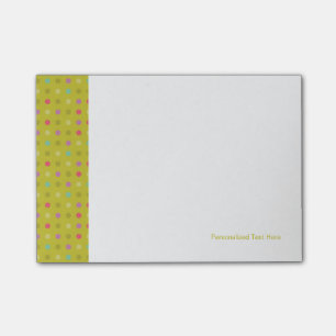 Polka-dot background pattern post-it notes
