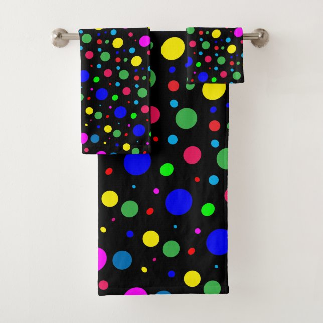 Polka Dot Bubble Balloon Pattern Bath Towels (Insitu)