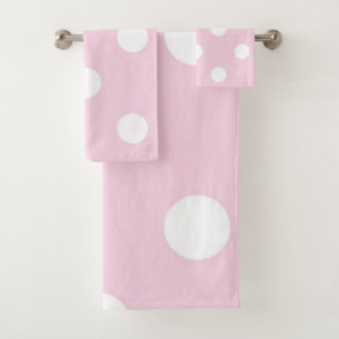 Polka dot pattern bath towel set
