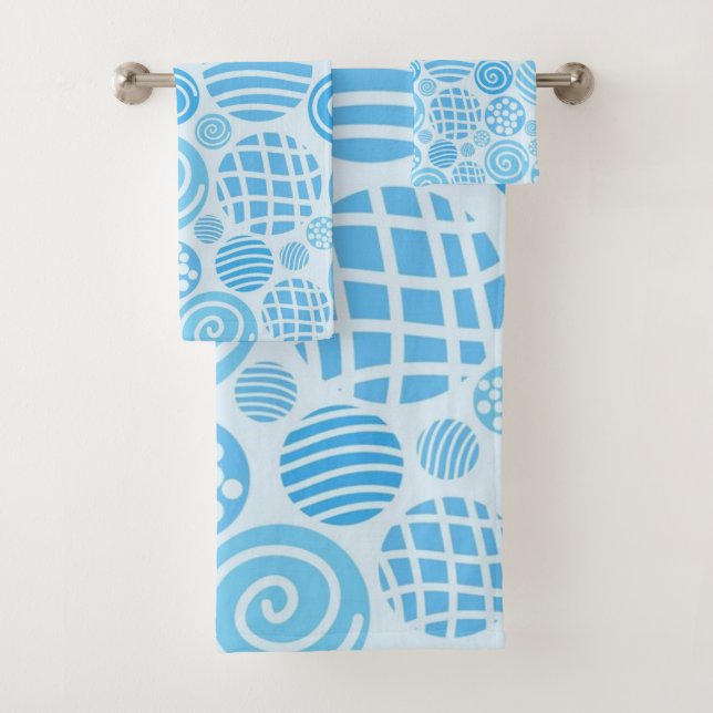 Polka dot pattern bath towel set (Insitu)