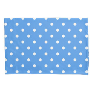 Polka dot pattern pillowcase