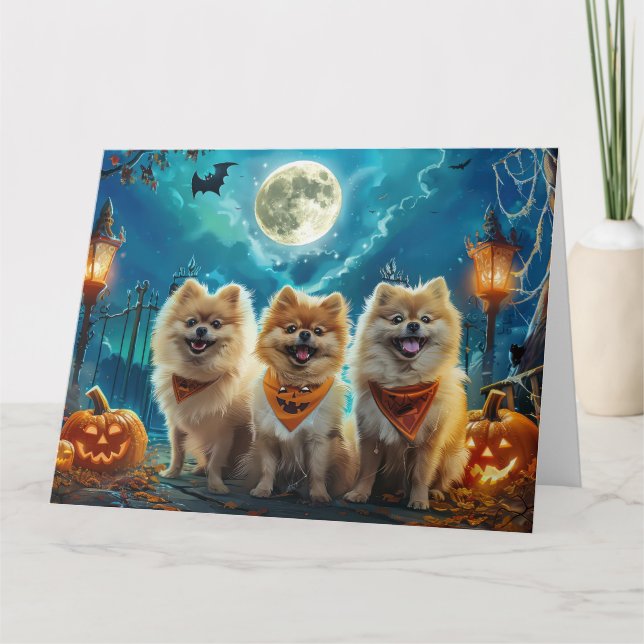 Pomeranian Halloween Spooky Card (Front)