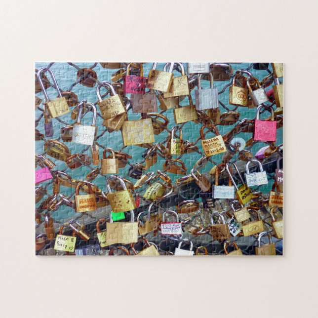 Pont des Arts Love Locks Paris. Jigsaw Puzzle (Horizontal)