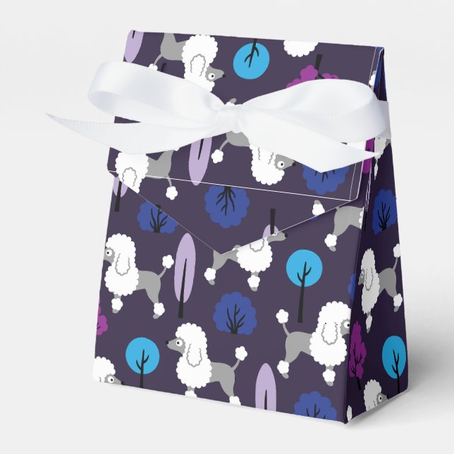 Poodle in the park favour box (Front Side)