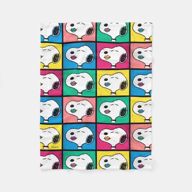 Pop Art Snoopy Lips | Mod for You Pattern Fleece Blanket (Front)