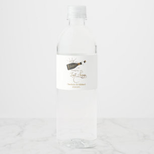 Pop the champagne i´m changing my last name! water bottle label