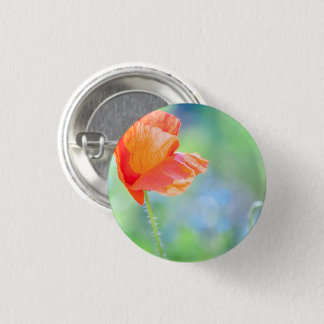 Poppy in the wind 3 cm round badge