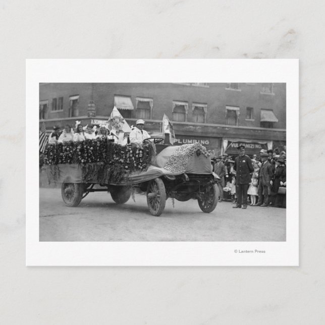 Portland, OR Rose Festival Parade Floats Postcard (Front)