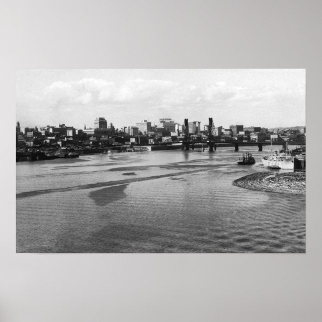 Portland, Oregon Skyline from Willamette River Poster (Front)