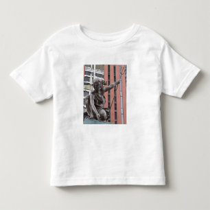 Portlandia statue, Portland, Oregon Toddler T-Shirt