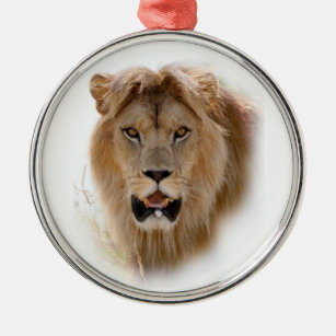 Portrait of lion metal tree decoration