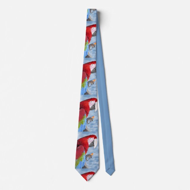 Portrait Scarlet macaw eating carrot Tie (Front)
