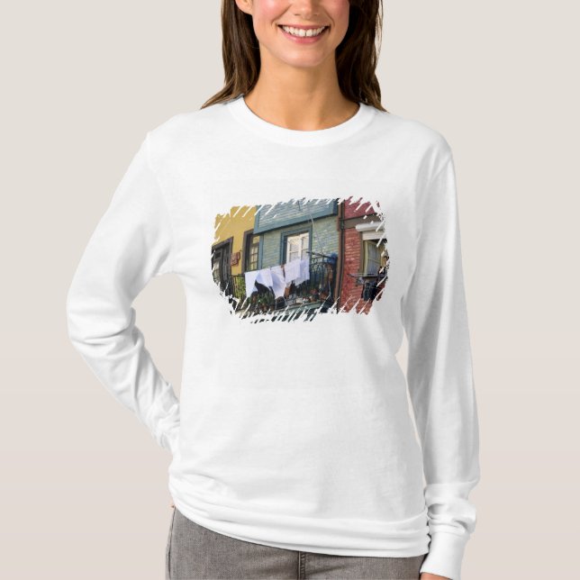 Portugal, Oporto (Porto). Woman hanging laundry T-Shirt (Front)