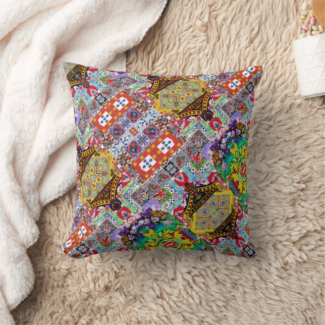Portuguese designs cushion (Blanket)
