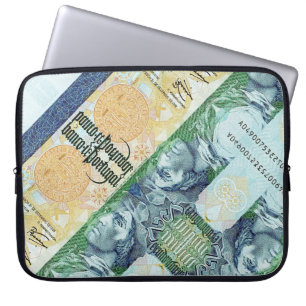 Portuguese designs laptop sleeve