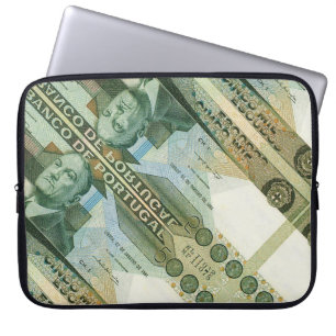 Portuguese designs laptop sleeve