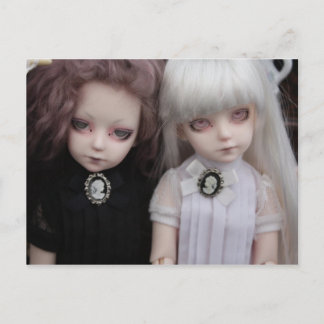 Postcard Thora and Rune side by side