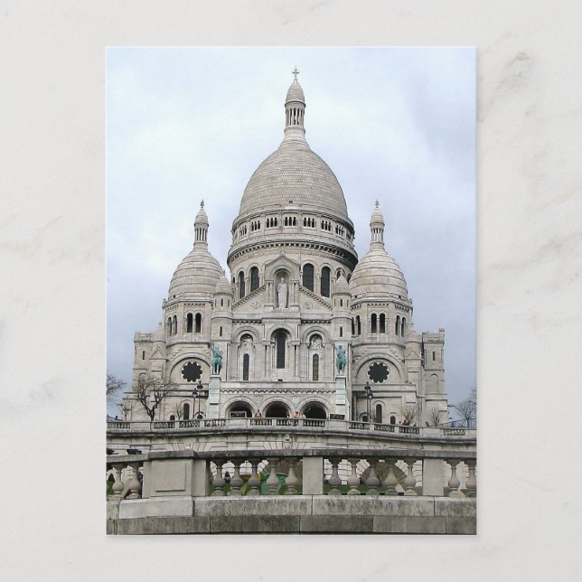 Postcard with Sacre Coeur de Paris. (Front)