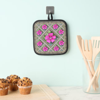 Pot Holder with Magenta Hibiscus