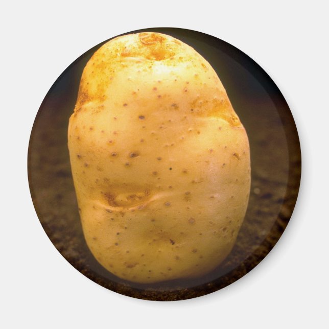 Potato on dirt magnet (Front)