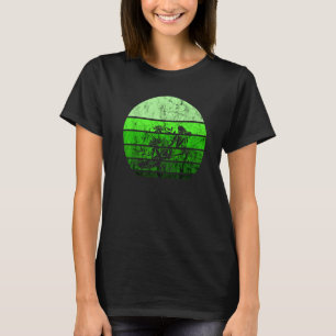Praying Mantis Retro Vintage Green Mantis Insect B T-Shirt