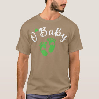 Pregnancy Announcement Funny Mum St Patrick's Day T-Shirt