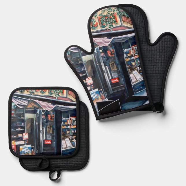 Present Day Look At Tranquil Past  Oven Mitt & Pot Holder Set (Front/Back)