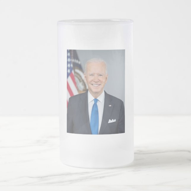 President Joe Biden White House Portrait   Frosted Glass Beer Mug (Center)