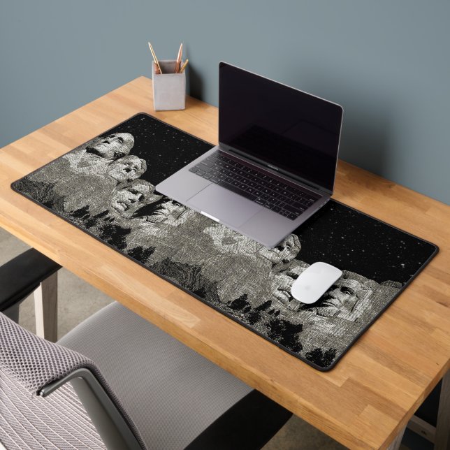 Presidents Mount Rushmore Graphic Art, Desk Mat (Office 2)