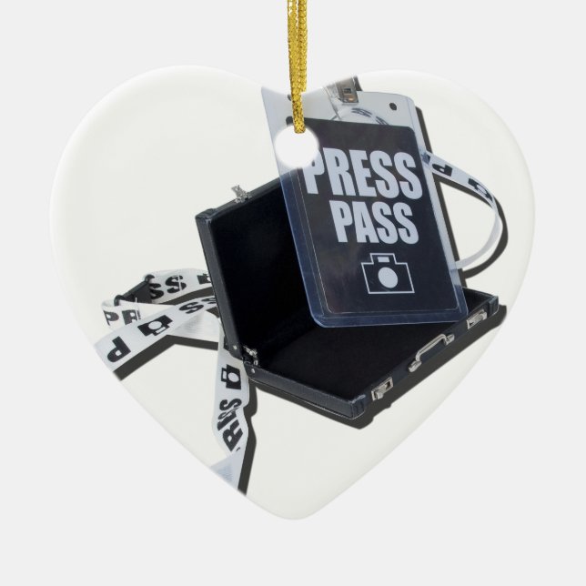 PressPassBriefcase.png Ceramic Tree Decoration (Front)