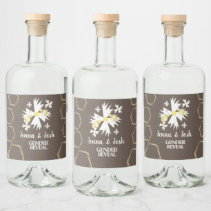 Pretty Bee Floral Botanical Yellow White Daisy Liquor Bottle Label