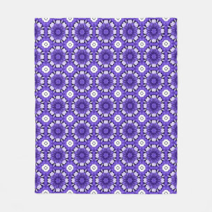Pretty Blue & White Vintage Mediterranean Style Fleece Blanket