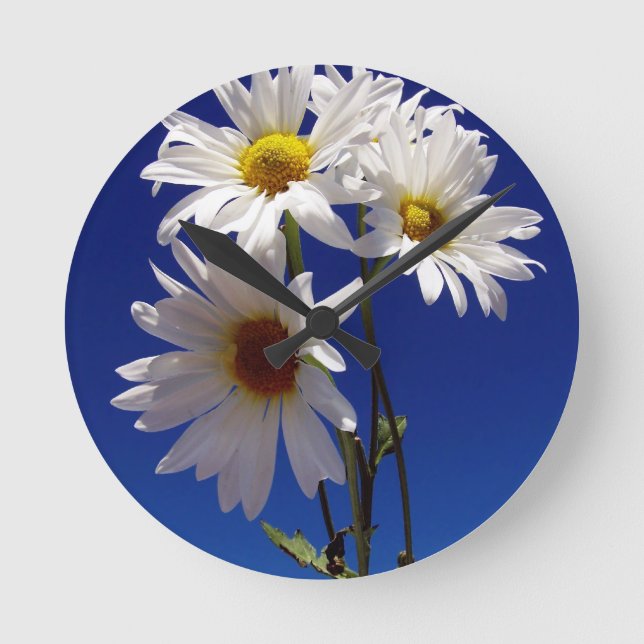 Pretty Daisies Round Clock (Front)
